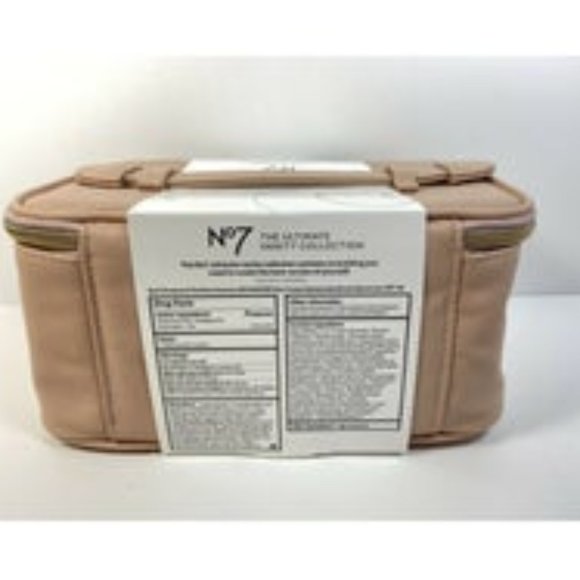 BNWT No 7 Cosmetic Stars The Ultimate Vanity Collection 8 pc Set w/Makeup Bag - Picture 4 of 10